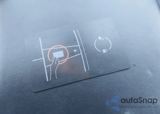 5YJYGDEE3MF125592: 43221881