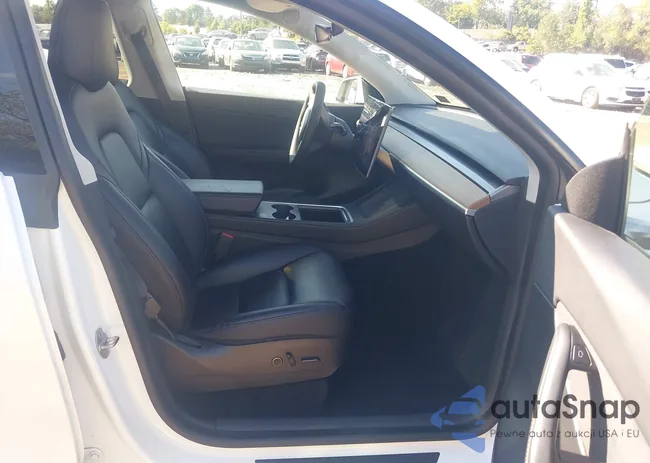 5YJYGDEE3MF125592: 43221881