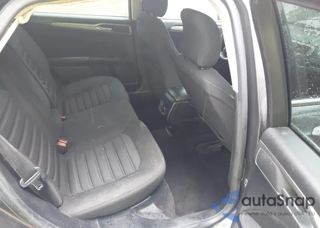 3FA6P0LU3KR105421: 43222151