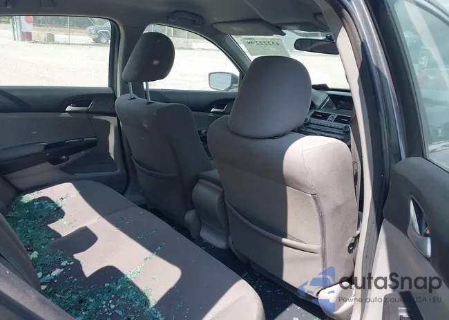 1HGCP2F44CA042136: 43222298