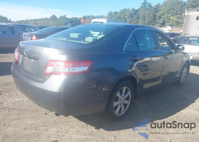 4T4BF3EKXAR077084: 43222318