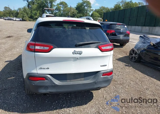 1C4PJMCB9FW609223: 43222355