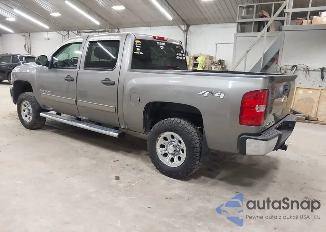 3GCPKREA1DG256518: 43222374