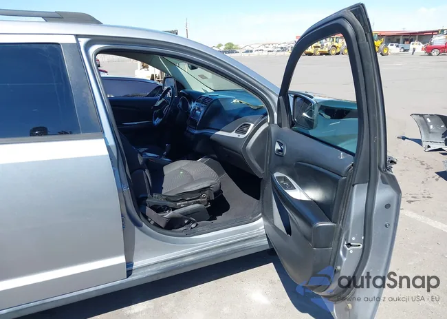 3C4PDCBBXGT191717: 43221511