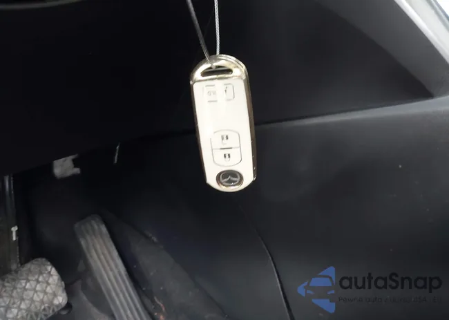 JM3KE4CY6E0311708: 43221520