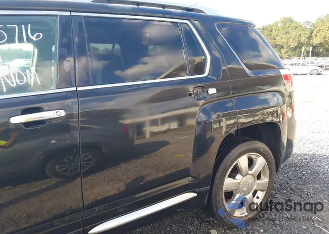 2GKFLZE32D6175716: 43221695