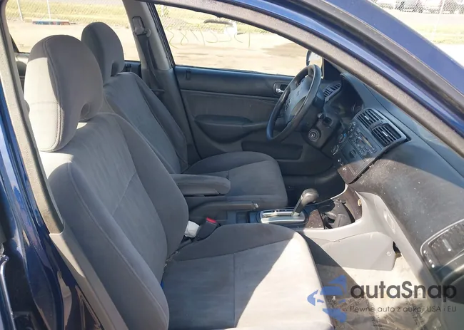 2HGES26783H511117: 43221783