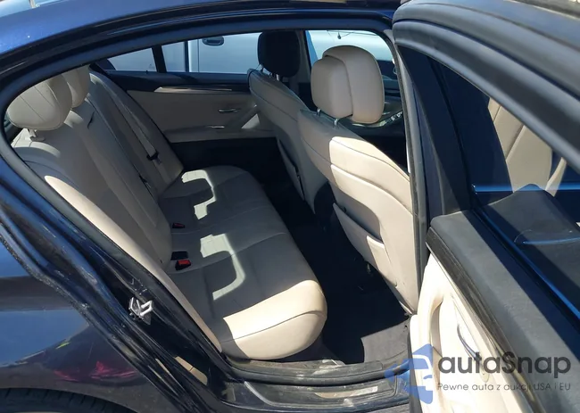 WBAXG5C5XCDX01637: 43221795