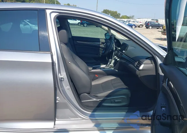 1HGCV1F49NA077130: 43221801