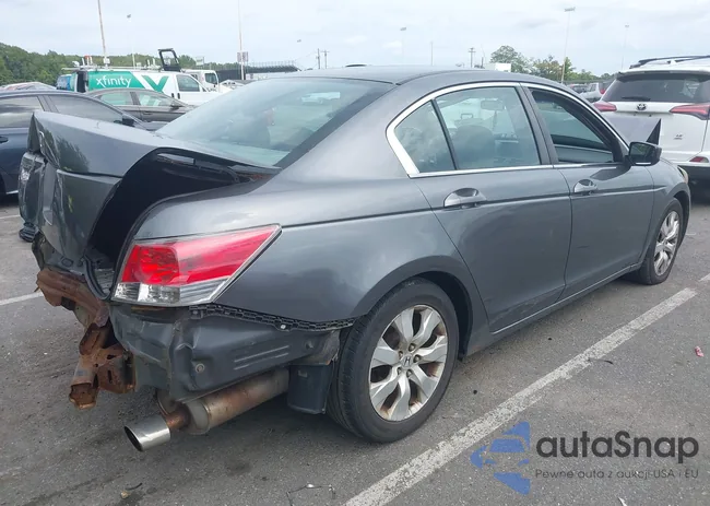 1HGCP26778A006958: 43221824