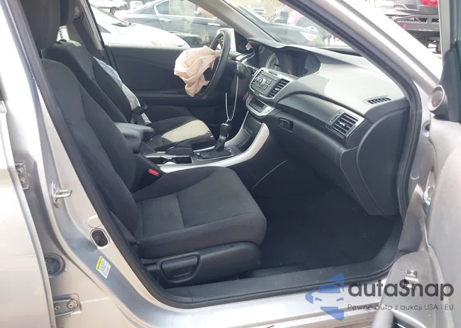 1HGCR2E76FA030127: 43221872