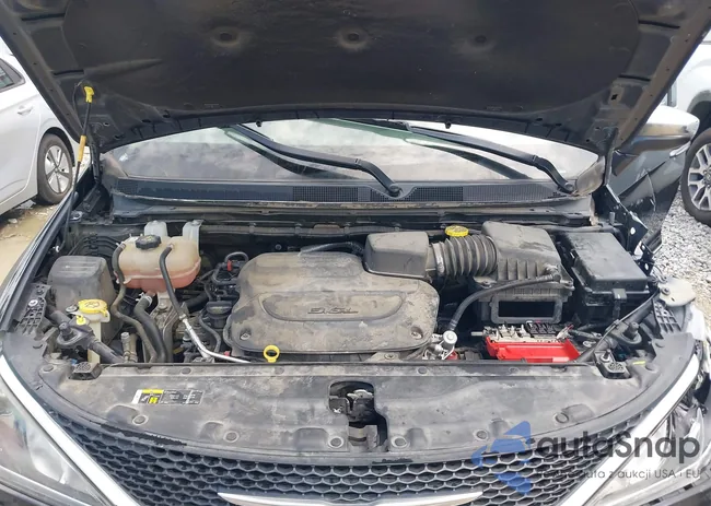 2C4RC1GG3LR285360: 43222915