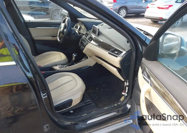 WBXHT3C32GP884433: 43222927