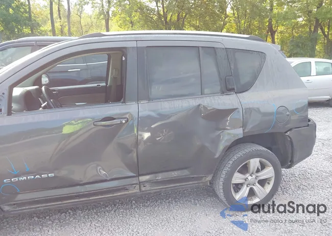 1C4NJDEB6ED731035: 43222953