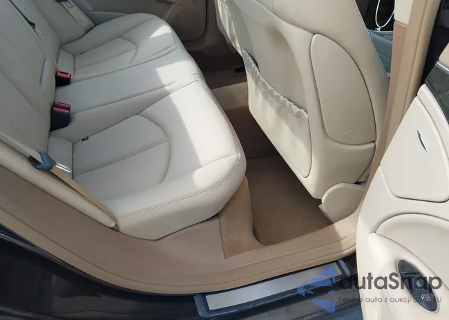 WDBUF56X68B214443: 43222991