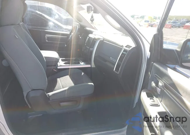 3C6JR7BT8GG195322: 43223058