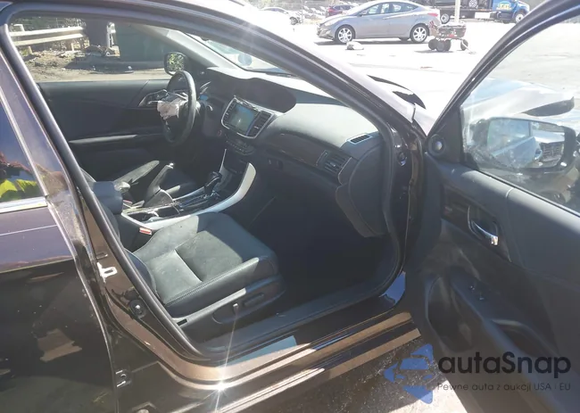 1HGCR3F96HA038883: 43223080