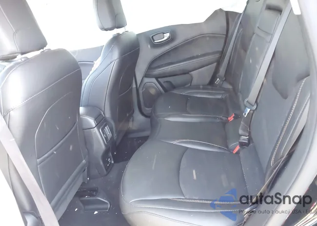 3C4NJDBBXKT734515: 43223085