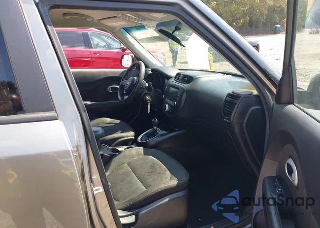 KNDJP3A55J7543381: 43223330