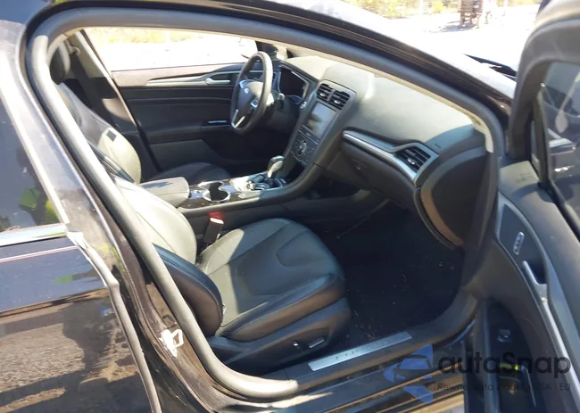 3FA6P0D94ER395957: 43222637