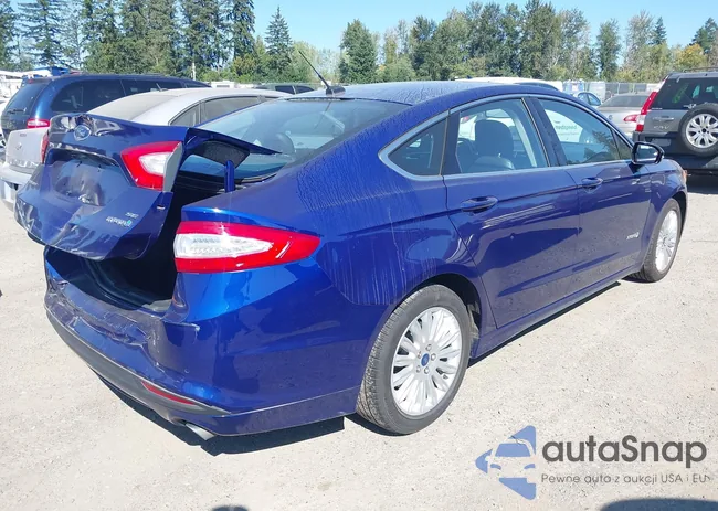 3FA6P0LU5DR371803: 43224455