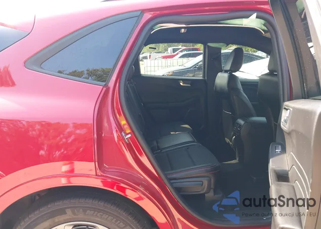 1FMCU9MN6RUA84967: 43223559