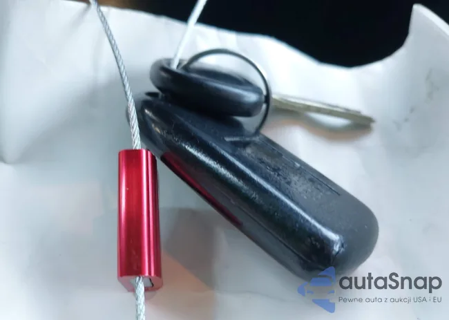 KM8JU3AC8CU527831: 43223664