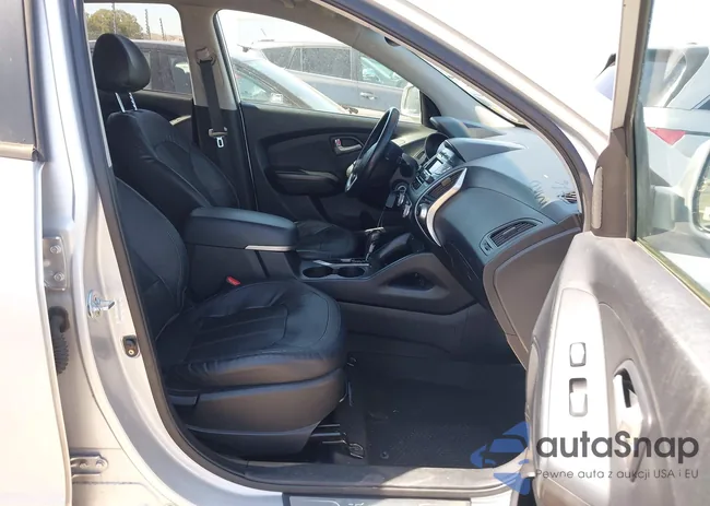 KM8JU3AC8CU527831: 43223664