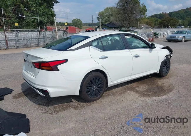 1N4BL4DV9SN327943: 43223778