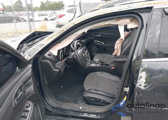 1G11D5SL8FF299555: 43223812