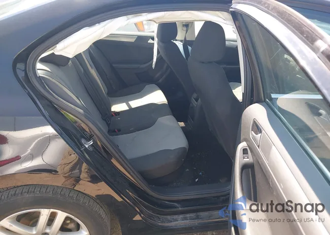 3VW2B7AJ2HM379401: 43224965