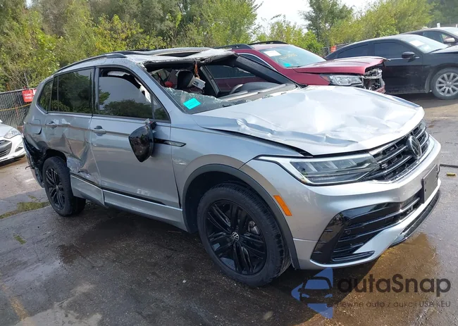 3VV8B7AX0NM011443: 43225057