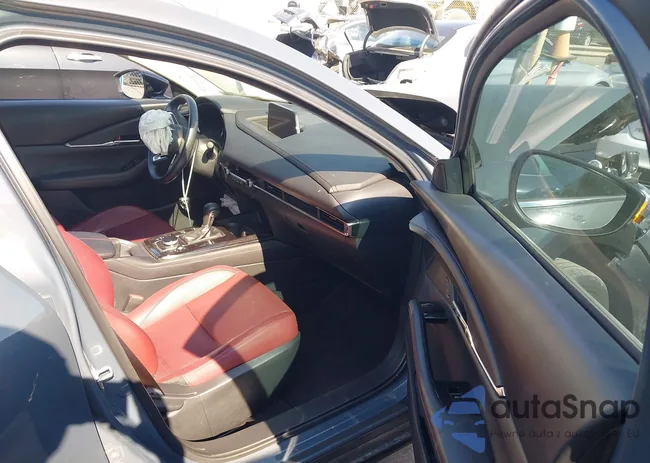 3MVDMBCL4NM449207: 43225179