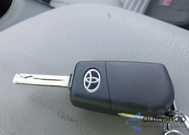 4T1G11AK0RU266184: 43225319