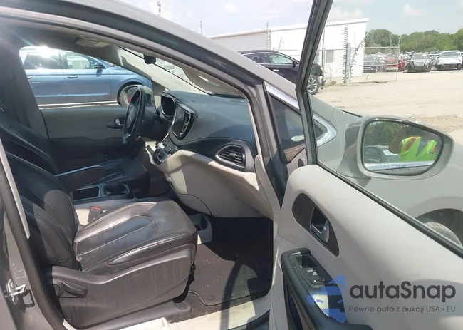 2C4RC1L76NR164119: 43225327