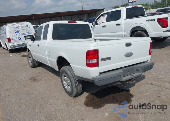 1FTYR14E09PA07572: 43225392