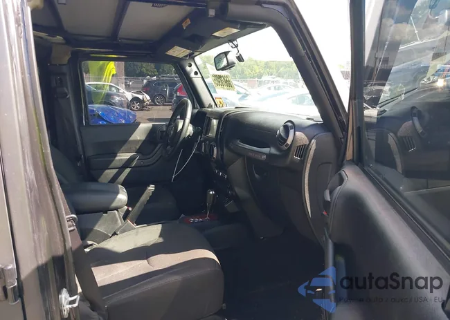 1C4BJWDG7HL540052: 43225416