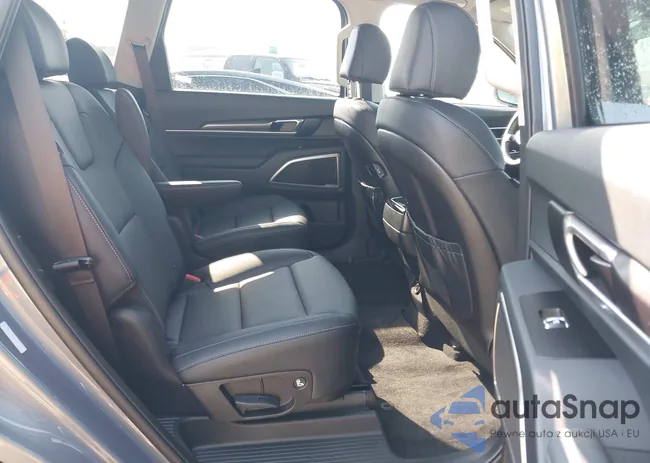 5XYP64GC3SG687170: 43224679