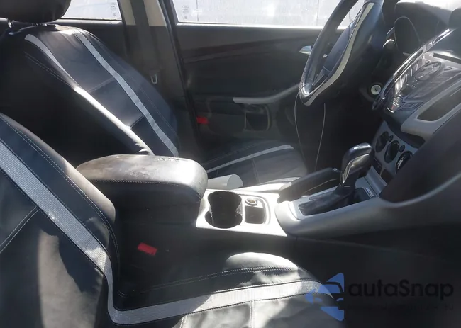 1FADP3F23EL241926: 43225923