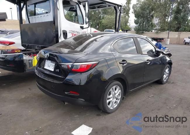 3MYDLBYV5JY315860: 43225939