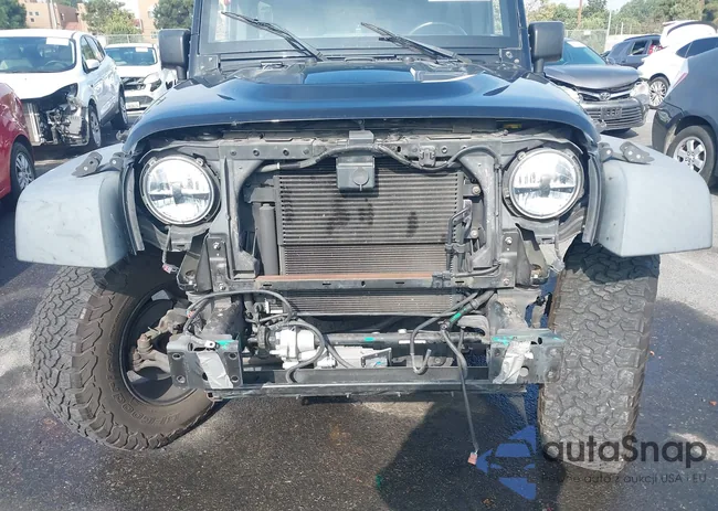 1C4BJWFG1GL322782: 43225980