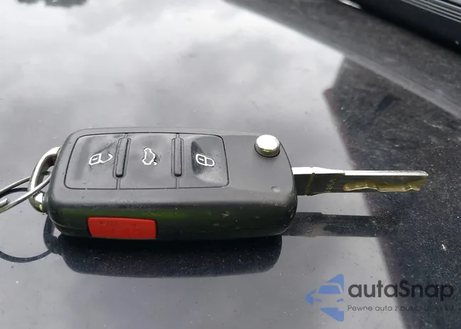 3VWF17AT5EM643115: 43226168