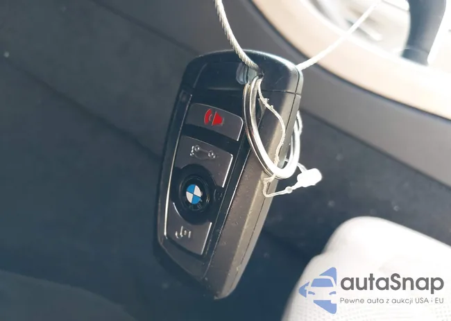 WBA5B1C57GG552865: 43226181