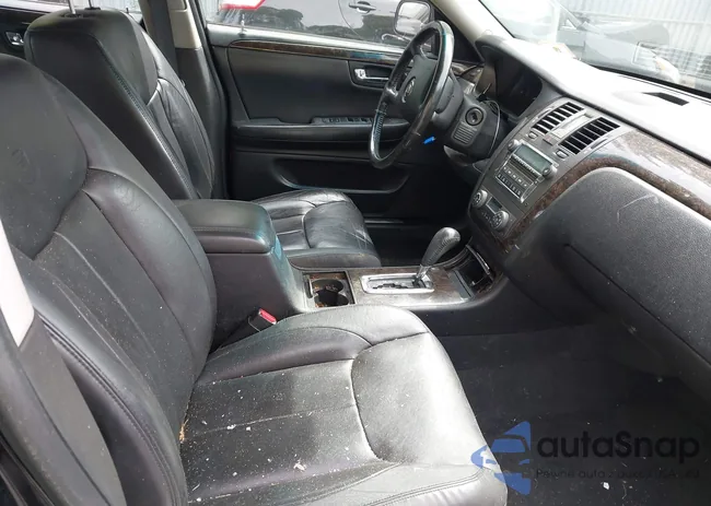 1G6KD57Y88U184603: 43226183