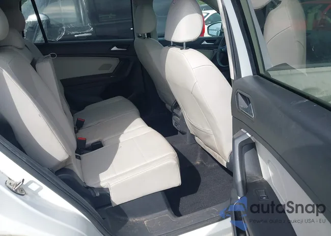 3VV3B7AX9LM020407: 43226229