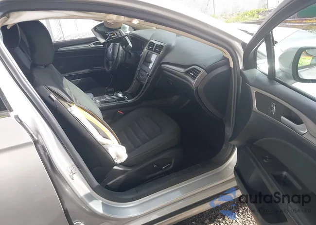 3FA6P0H70JR273504: 43226236