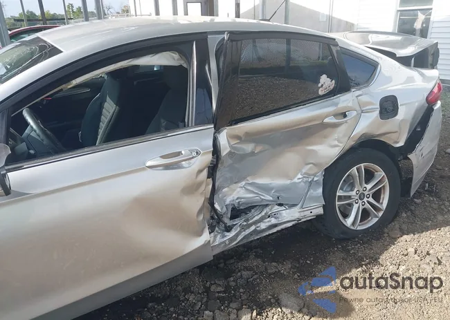 3FA6P0H70JR273504: 43226236