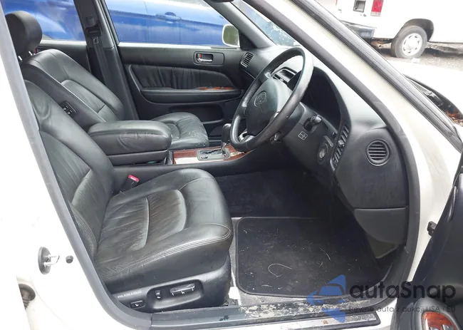 UCF200083940: 43226432