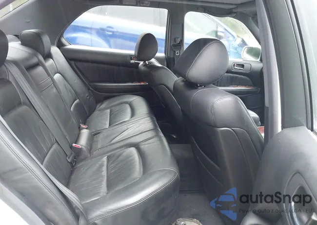 UCF200083940: 43226432