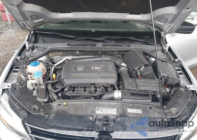 3VWD17AJ5FM248827: 43226465